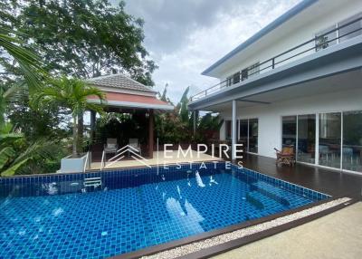 Luxury tropical villa in Kamala