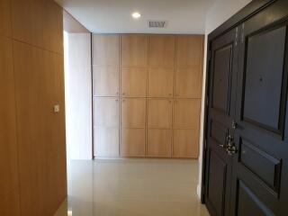 For Rent Bangkok Condo Charoenjai Place Ekkamai 12 BTS Ekkamai Watthana