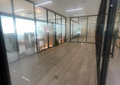 For Rent Pathum Thani Office Lam Luk Ka