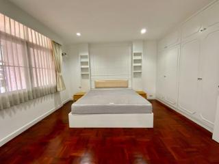 For Rent Bangkok Condo T.P.J. Condo Sukhumvit 49/11 BTS Phrom Phong MRT Sukhumvit Watthana