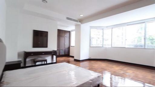 For Rent Bangkok Apartment Sukhumvit BTS Nana Watthana