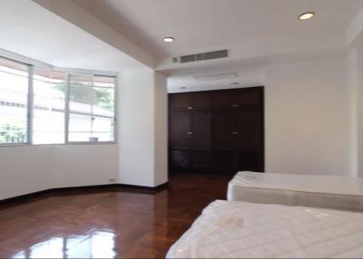 For Rent Bangkok Apartment Sukhumvit BTS Nana Watthana