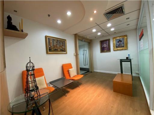 For Rent Office Sukhumvit BTS Asok MRT Queen Sirikit Convention Center Khlong Toei