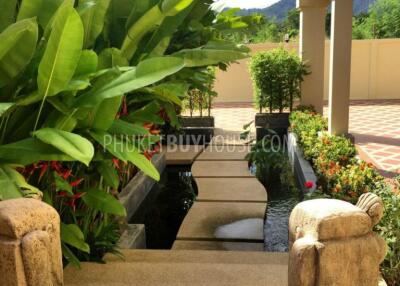 RAW5154: Elegant 5 Bedroom villa in Rawai