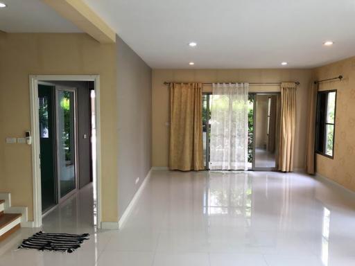 For Rent Bangkok House The Plant Phatthanakan BTS On Nut Suan Luang