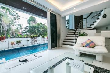 4 bedrooms villa for sale in Patong