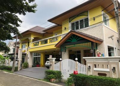 For Sale Bangkok House Areeya Bussaba Lat Phrao Khlong Chan Bang Kapi