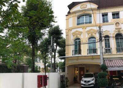 For Rent Bangkok Town House Baan Klang Krung Grande Vienna Rama 3 Rama 3 Yan Nawa