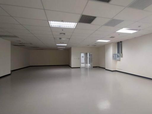 For Rent Bangkok Office Bang Na-Trat Bang Na