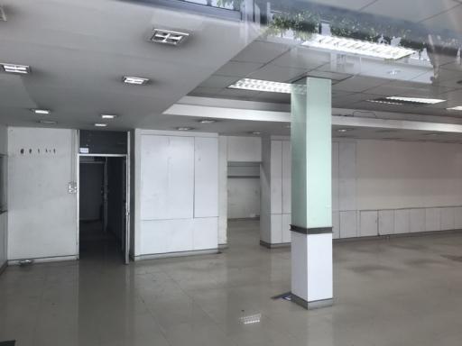 For Rent Bangkok Shophouse Sukhumvit BTS Punnawithi Phra Khanong