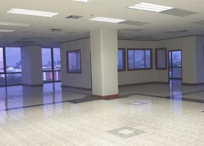 For Rent Office Ratchadaphisek MRT Thailand Cultural Centre Din Daeng