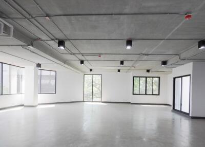 For Rent Office Thonglor BTS Thong Lo Watthana