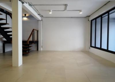 For Rent Bangkok Town House Home Office Ekkamai BTS Ekkamai Watthana