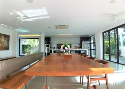 Luxury 5 bedrooms villa for sale in Laguna, Phuket