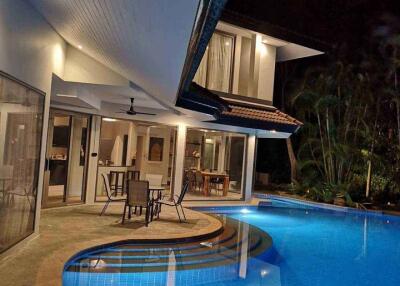 Beautiful Lakeside 5 Bedrooms Private Pool Villa
