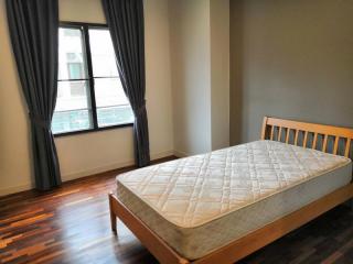 For Rent Bangkok Lily House Apartment Sukhumvit 31 BTS Asok MRT Petchaburi Watthana