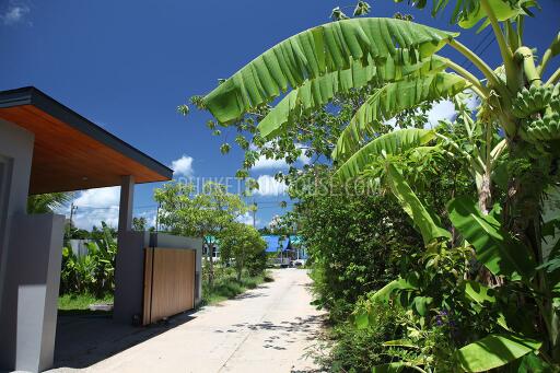 NAI4955: Two Bedroom Pool Villa in Nai Harn Area