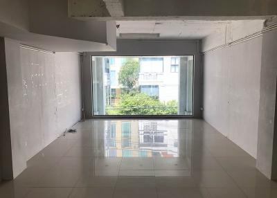 For Rent Office Sukhumvit BTS Asok MRT Sukhumvit Watthana