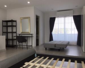 For Rent Bangkok Town House The Preston Krungthep Kreetha Hua Mak Bang Kapi