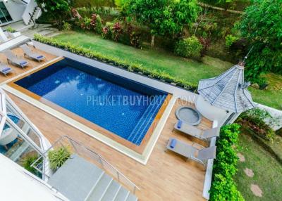 CHA4900: Two-storey Villa with 8 bedrooms and Swimming Pool in Chalong