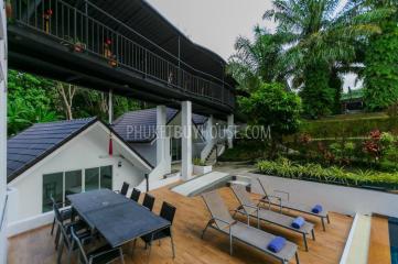 CHA4900: Two-storey Villa with 8 bedrooms and Swimming Pool in Chalong