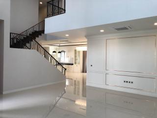 For Rent Bangkok Luxury House The Palazzo Srinakarin Road Prawet