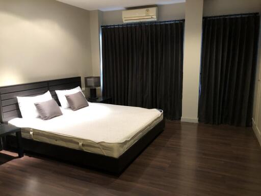 For Rent Bangkok Apartment Sukhumvit 31 BTS Phrom Phong Watthana