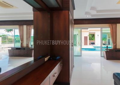 KTH4896: Six Bedroom Villa with Private Pool for Sale in Kathu