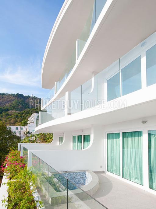 KAT4892: Stunning Sea View Condominium