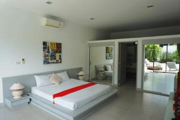 3 bedrooms villas for sale in Rawai, Phuket