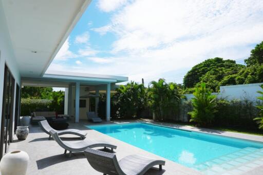 3 bedrooms villas for sale in Rawai, Phuket