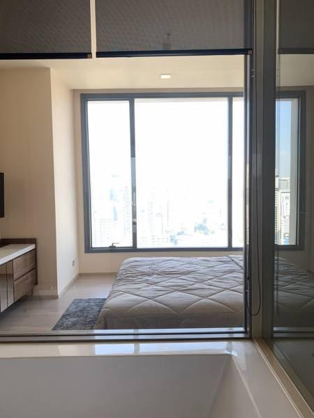 For Sale and Rent Bangkok Condo The Esse Asoke Sukhumvit 21 BTS Asok MRT Sukhumvit Watthana