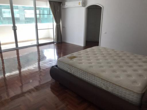 For Rent Bangkok Apartment Sukhumvit BTS Asok MRT Sukhumvit Watthana