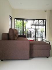 For Rent Bangkok Town House Krungthep Kreetha Saphan Sung