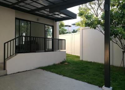 For Rent Bangkok Town House Krungthep Kreetha Saphan Sung