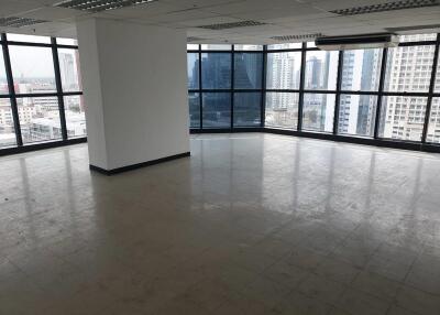 For Rent Office Sukhumvit 63 BTS Ekkamai Watthana