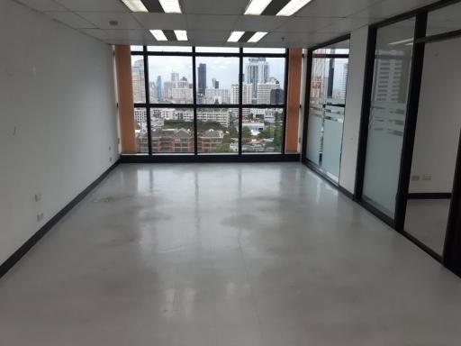 For Rent Office Sukhumvit 63 BTS Ekkamai Watthana