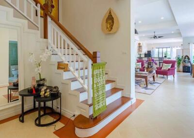 4 bedrooms pool villa renovated, for sale in Phuket