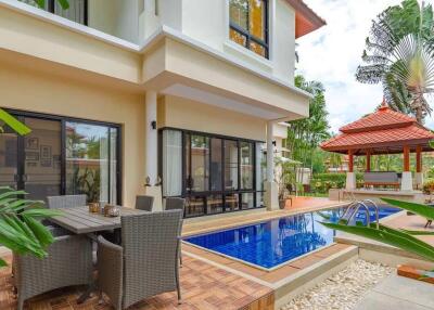 4 bedrooms pool villa renovated, for sale in Phuket