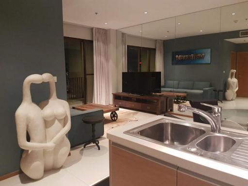 For Sale / Rent Bangkok Condo Emporio Place Sukhumvit 24 BTS Phrom Phong