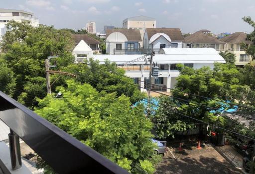 For Sale and Rent Bangkok Town House Sukhumvit 71 BTS Phra Khanong Watthana
