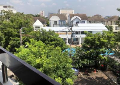 For Sale and Rent Bangkok Town House Sukhumvit 71 BTS Phra Khanong Watthana
