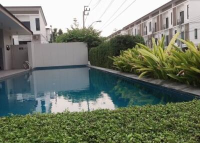 For Rent Bangkok Town House Patio Srinakarin - Rama 9 Hua Mak Bang Kapi