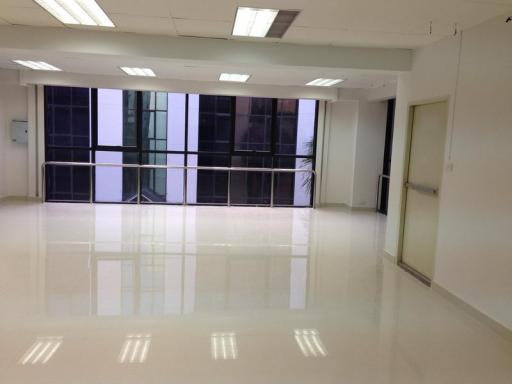 For Rent Office Space Lat Phrao Road Bang Kapi