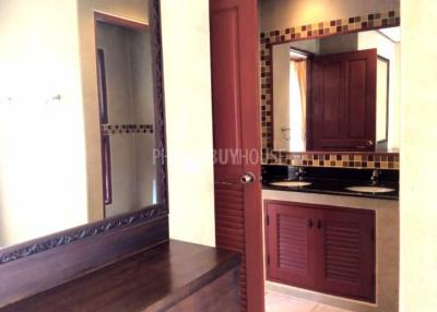 KAM4565: Sale 4 Bedroom Pool villa in Kamala