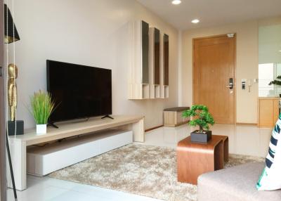 For Rent Bangkok Condo Emporio Place Sukhumvit 24 BTS Phrom Phong