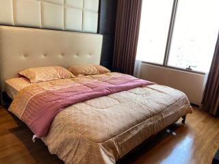 For Rent Bangkok Condo The Emporio Place Sukhumvit 24 BTS Phrom Phong Khlong Toei