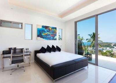 KAT4199: An exclusive Luxury 4 bedroom Apartment with sea view