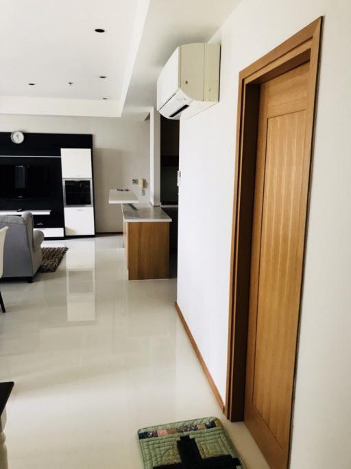 For Sale and Rent Bangkok Condo Emporio Place Sukhumvit 24 BTS Phrom Phong Khlong Toei