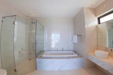 KAT4197: An exclusive luxury 3 bedroom unit with sea view in Phuket